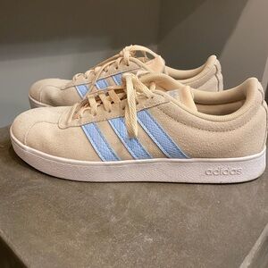 Adidas VL Court 2.0 Suede Cream and Light Blue Casual Sneakers Sz 6.5